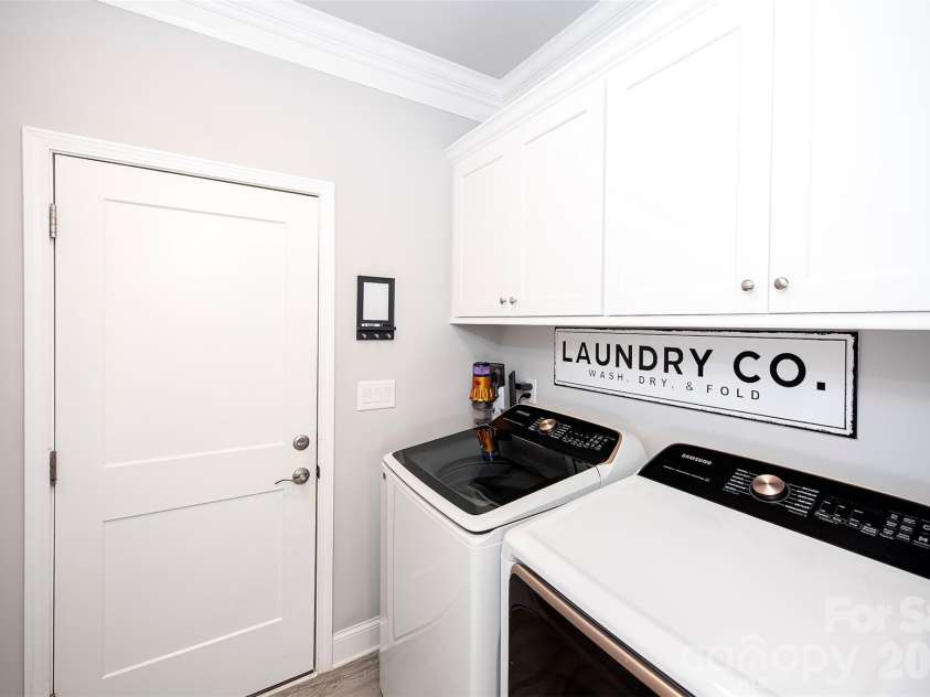 1414 Spring Ridge Lane, Denver, NC 28037.  MLS# CAR4392414, YatesRealty ID 31152. 