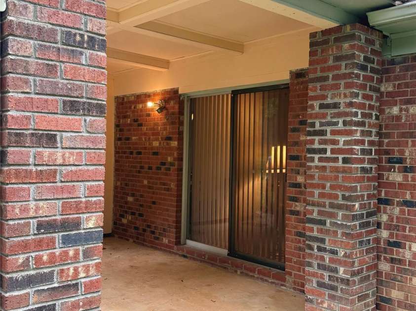 915 Eaglewood Avenue, Charlotte, NC 28212.  MLS# CAR4288443, YatesRealty ID 31152. Covered Rear Patio