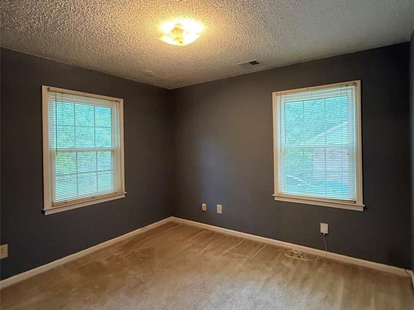 915 Eaglewood Avenue, Charlotte, NC 28212.  MLS# CAR4288443, YatesRealty ID 31152. Hall Bedroom