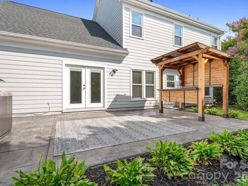 19942 Scanmar Lane, Cornelius, NC 28031.  MLS# CAR4381771, YatesRealty ID 31153. Patio Area perfect for Entertaining