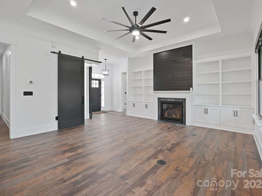 535 New Salem Road, Statesville, NC 28625.  MLS# CAR4289754, YatesRealty ID 31153. 