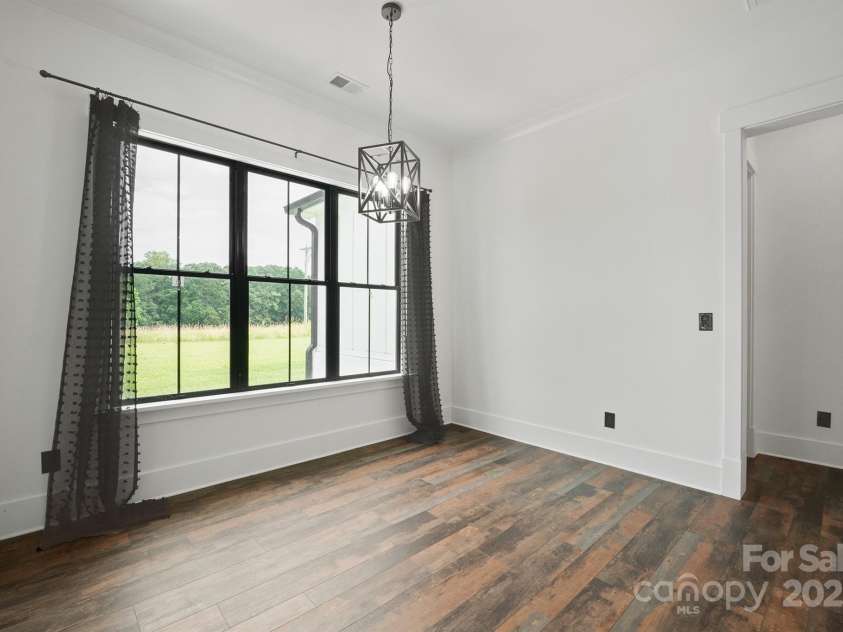 535 New Salem Road, Statesville, NC 28625.  MLS# CAR4333023, YatesRealty ID 31153. 