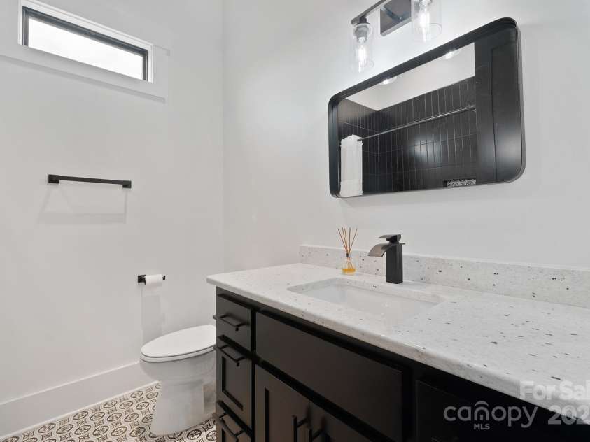 535 New Salem Road, Statesville, NC 28625.  MLS# CAR4333023, YatesRealty ID 31153. 