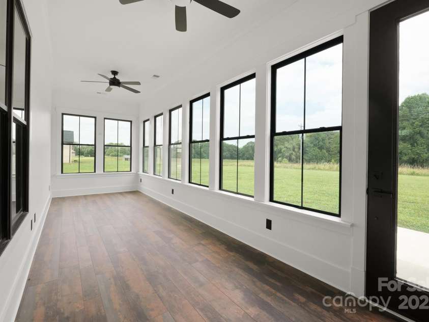 535 New Salem Road, Statesville, NC 28625.  MLS# CAR4333023, YatesRealty ID 31153. 