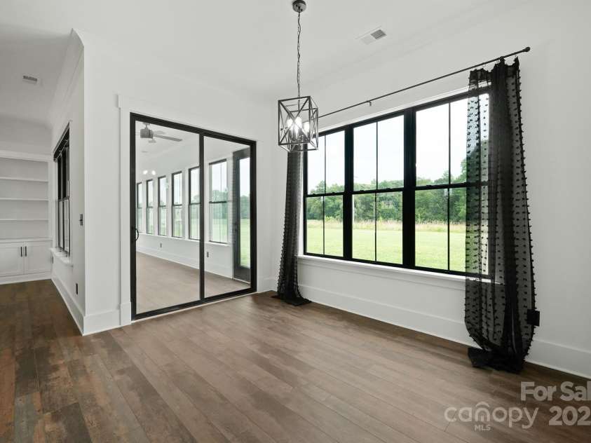 535 New Salem Road, Statesville, NC 28625.  MLS# CAR4333023, YatesRealty ID 31153. 