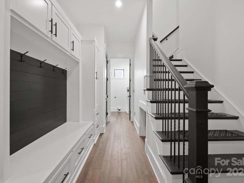 535 New Salem Road, Statesville, NC 28625.  MLS# CAR4333023, YatesRealty ID 31153. 