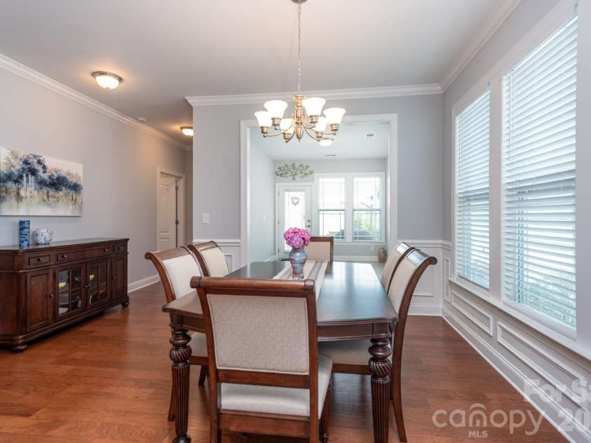 17718 Morehampton Avenue, Cornelius, NC 28031.  MLS# CAR4389501, YatesRealty ID 31154. 