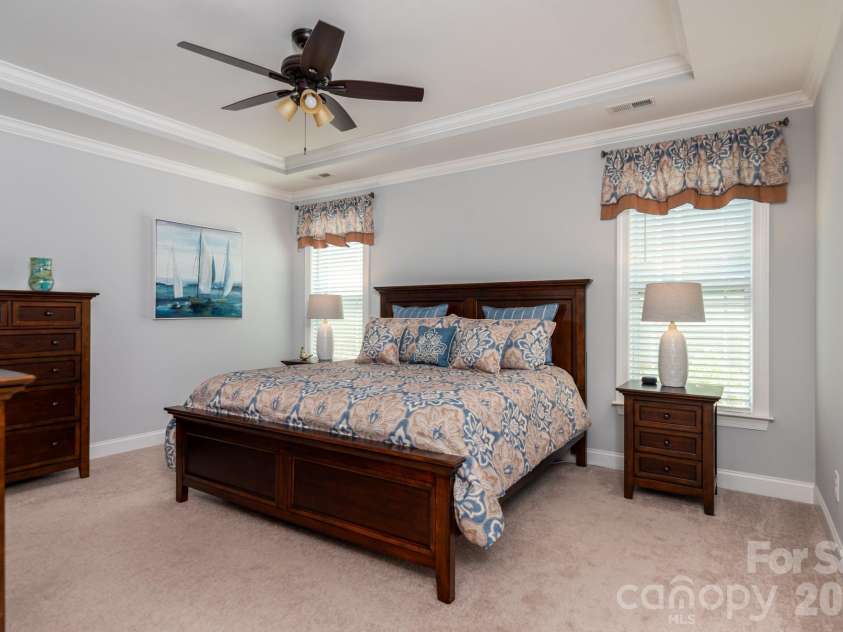 17718 Morehampton Avenue, Cornelius, NC 28031.  MLS# CAR4389501, YatesRealty ID 31154. 