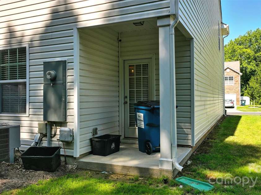 6018 Guildford Hill Lane, Charlotte, NC 28215.  MLS# CAR4287147, YatesRealty ID 31154. View from the covered, private patio.