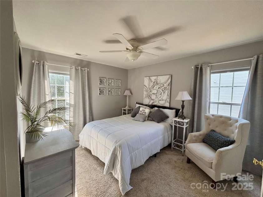 16123 Falling Meadows Lane, Charlotte, NC 28273.  MLS# CAR4286815, YatesRealty ID 31155. 