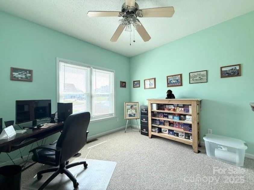 123 Cross Creek Drive, Statesville, NC 28625.  MLS# CAR4247870, YatesRealty ID 31156. 