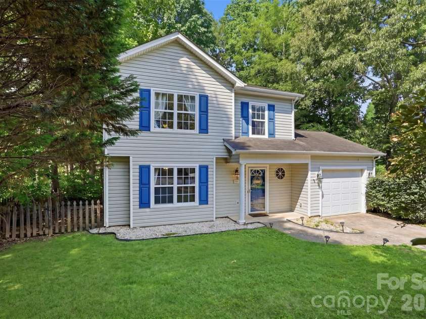 131 Scotch Irish Lane, Troutman, NC 28166.  MLS# CAR4385285, YatesRealty ID 31157. 
