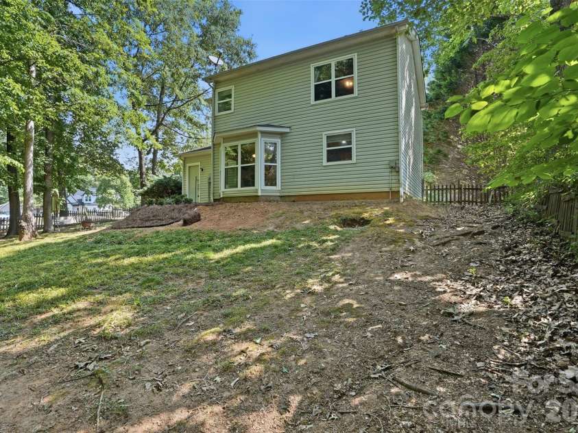 131 Scotch Irish Lane, Troutman, NC 28166.  MLS# CAR4385285, YatesRealty ID 31157. 