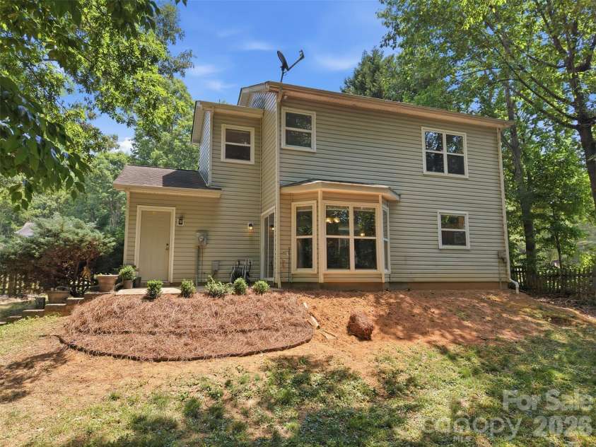 131 Scotch Irish Lane, Troutman, NC 28166.  MLS# CAR4385285, YatesRealty ID 31157. 
