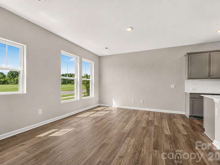 6539 Fire Lily Lane, Charlotte, NC 28216.  MLS# CAR4380525, YatesRealty ID 31158. 