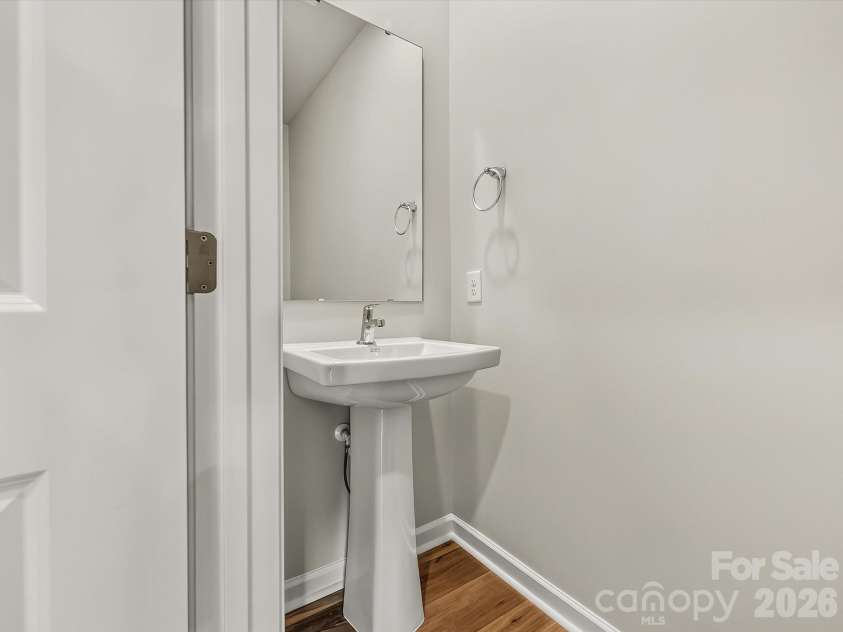 6539 Fire Lily Lane, Charlotte, NC 28216.  MLS# CAR4380525, YatesRealty ID 31158. 