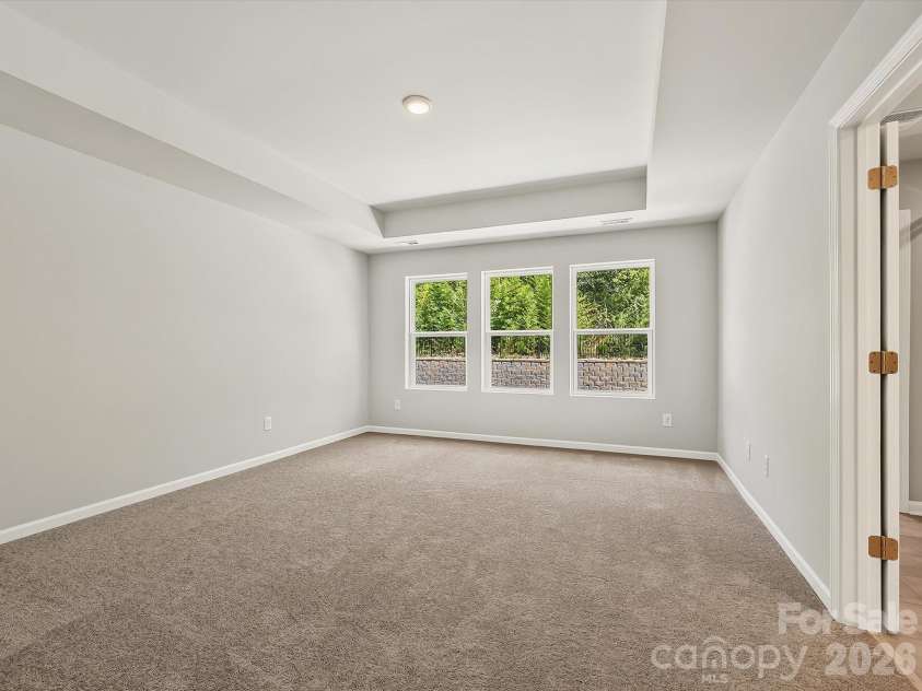 6539 Fire Lily Lane, Charlotte, NC 28216.  MLS# CAR4380525, YatesRealty ID 31158. 