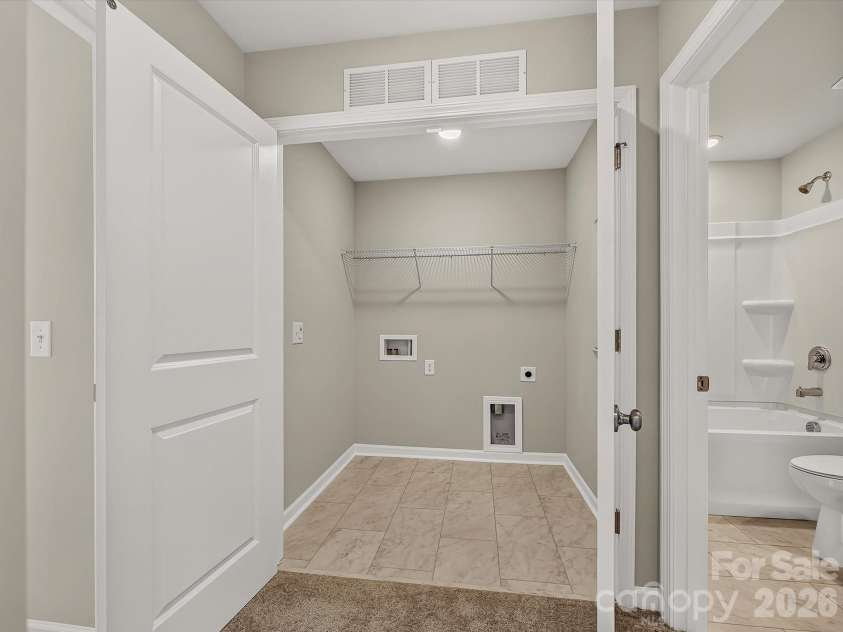 6539 Fire Lily Lane, Charlotte, NC 28216.  MLS# CAR4380525, YatesRealty ID 31158. 