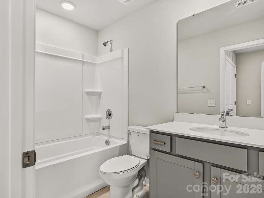 6539 Fire Lily Lane, Charlotte, NC 28216.  MLS# CAR4380525, YatesRealty ID 31158. 