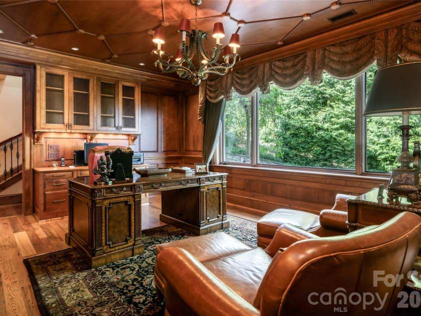 83 Summit Tower Circle, Asheville, NC 28804.  MLS# CAR4377034, YatesRealty ID 31160. 