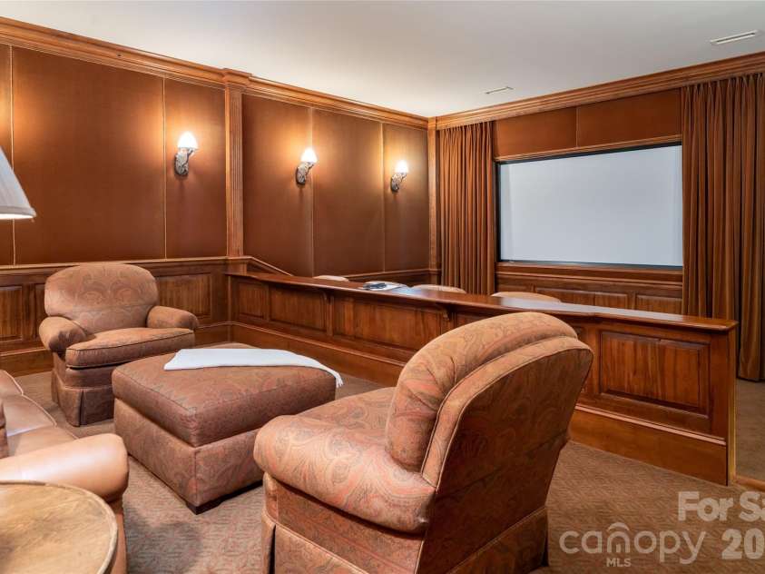 83 Summit Tower Circle, Asheville, NC 28804.  MLS# CAR4377034, YatesRealty ID 31160. 