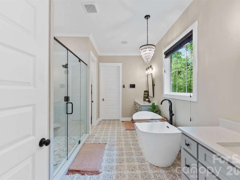 506 Stuart Ridge, Cramerton, NC 28032.  MLS# CAR4393809, YatesRealty ID 31162. 