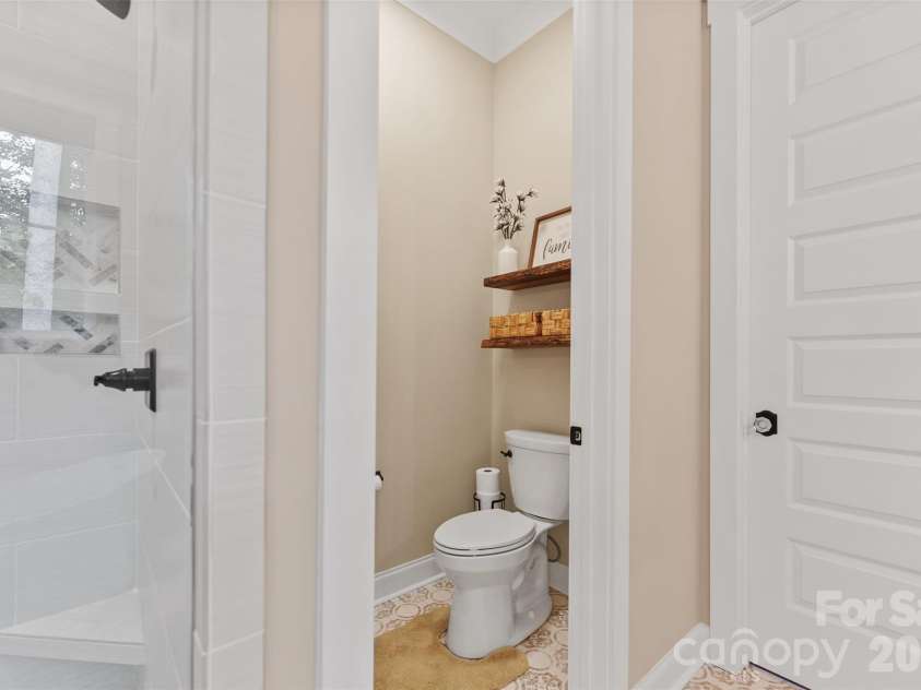 506 Stuart Ridge, Cramerton, NC 28032.  MLS# CAR4393809, YatesRealty ID 31162. 
