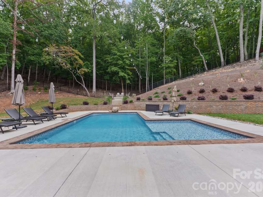 506 Stuart Ridge, Cramerton, NC 28032.  MLS# CAR4393809, YatesRealty ID 31162. 