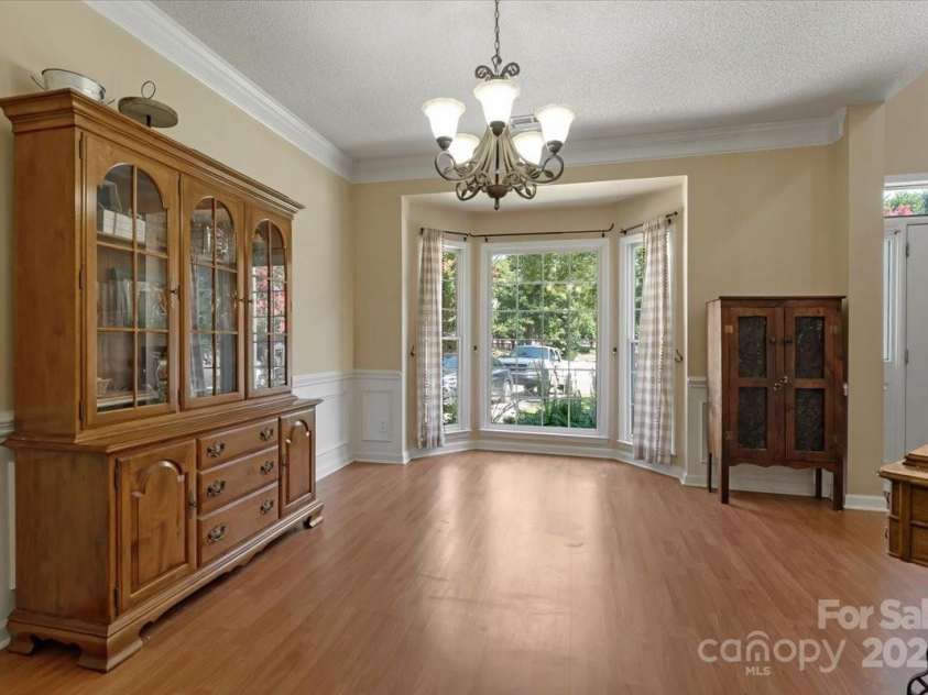 1524 Candlewyck Court, Kannapolis, NC 28081.  MLS# CAR4279653, YatesRealty ID 31163. Dining Room