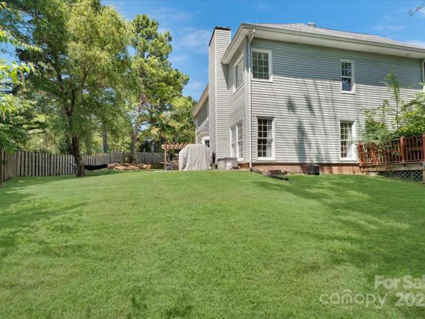 1524 Candlewyck Court, Kannapolis, NC 28081.  MLS# CAR4279653, YatesRealty ID 31163. Private fenced in back yard for privacy