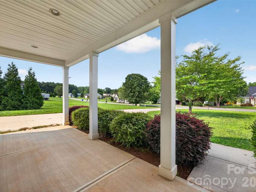 990 Russell Ridge Drive, Catawba, NC 28609.  MLS# CAR4390619, YatesRealty ID 31163. 