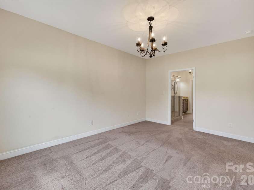 990 Russell Ridge Drive, Catawba, NC 28609.  MLS# CAR4390619, YatesRealty ID 31163. 
