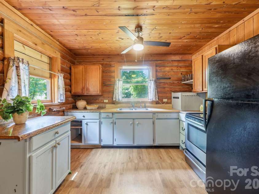 1115 Fiddler Brown Drive, Rockwell, NC 28138.  MLS# CAR4392833, YatesRealty ID 31164. 
