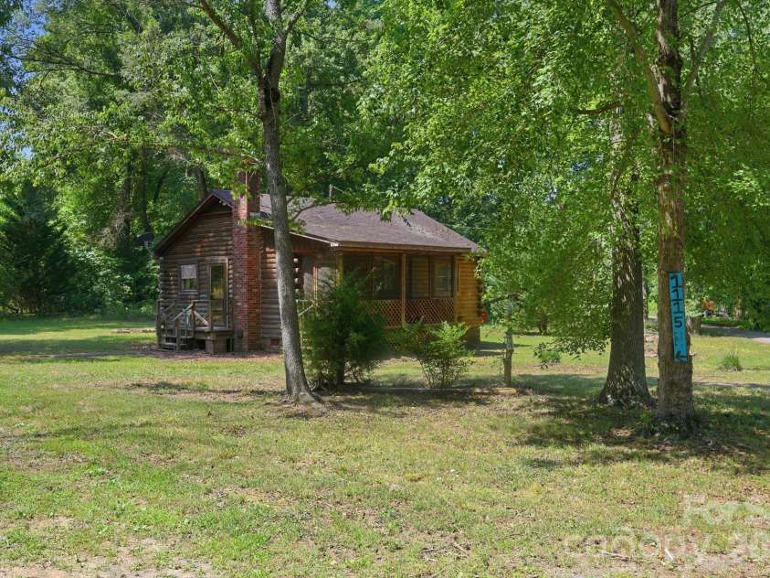 1115 Fiddler Brown Drive, Rockwell, NC 28138.  MLS# CAR4392833, YatesRealty ID 31164. 