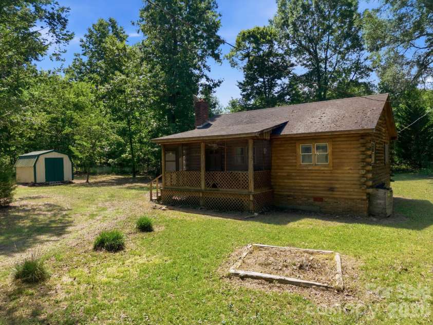 1115 Fiddler Brown Drive, Rockwell, NC 28138.  MLS# CAR4392833, YatesRealty ID 31164. 
