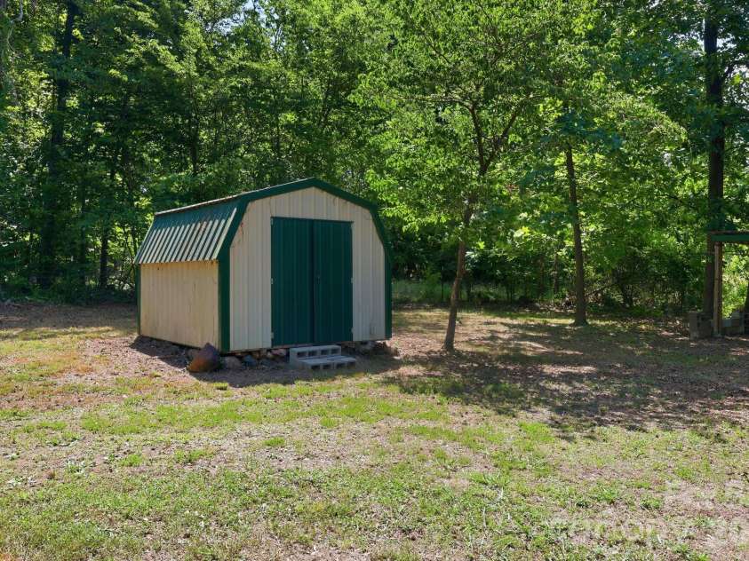 1115 Fiddler Brown Drive, Rockwell, NC 28138.  MLS# CAR4392833, YatesRealty ID 31164. 