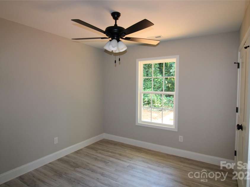 1147 Sanders Street, Rock Hill, SC 29732.  MLS# CAR4285909, YatesRealty ID 31165. Bedroom 3