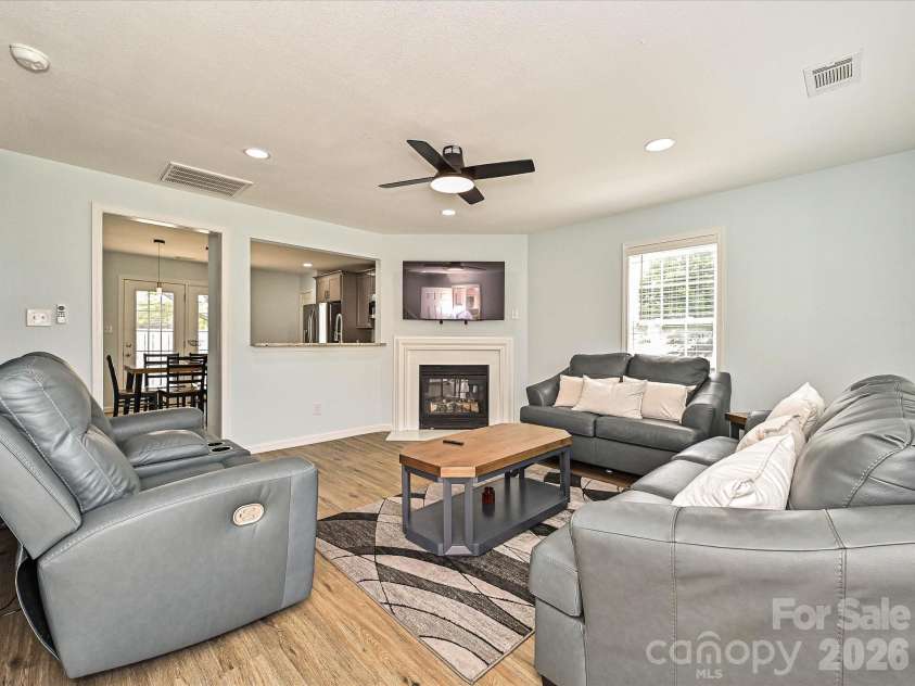 7256 Coddin Lane, Fort Mill, SC 29707.  MLS# CAR4392651, YatesRealty ID 31165. 