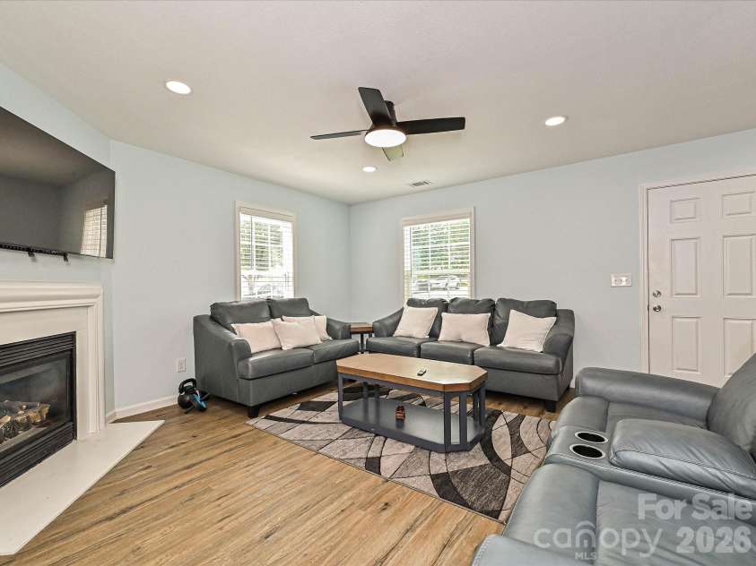 7256 Coddin Lane, Fort Mill, SC 29707.  MLS# CAR4392651, YatesRealty ID 31165. 