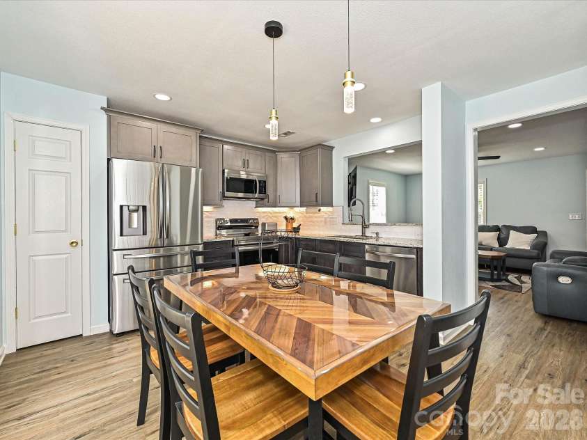 7256 Coddin Lane, Fort Mill, SC 29707.  MLS# CAR4392651, YatesRealty ID 31165. 