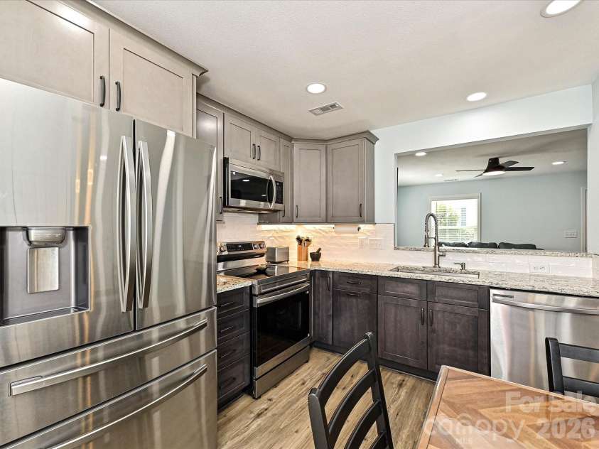 7256 Coddin Lane, Fort Mill, SC 29707.  MLS# CAR4392651, YatesRealty ID 31165. 