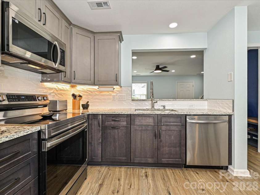 7256 Coddin Lane, Fort Mill, SC 29707.  MLS# CAR4392651, YatesRealty ID 31165. 
