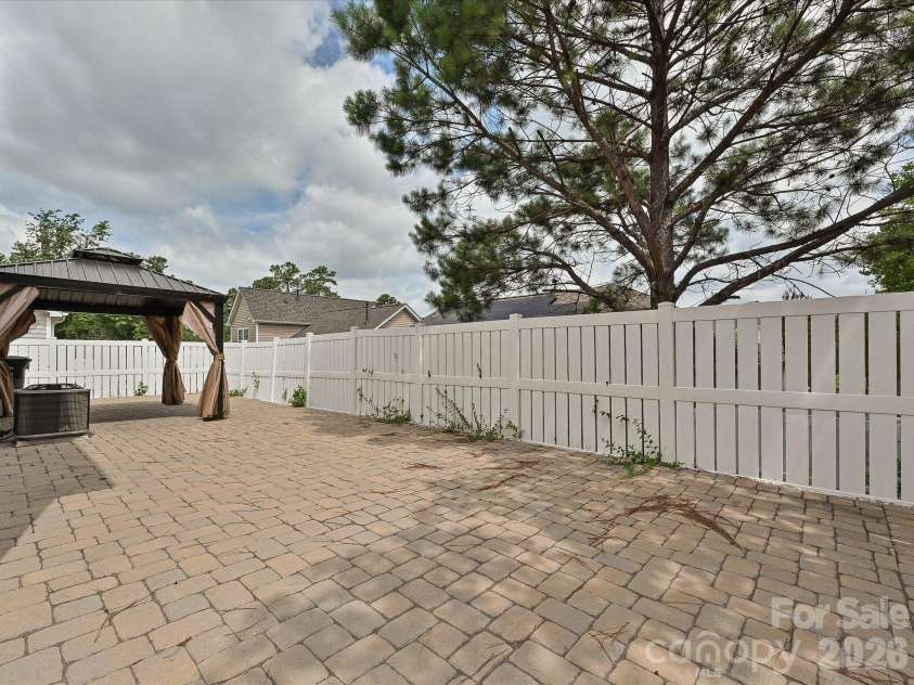 7256 Coddin Lane, Fort Mill, SC 29707.  MLS# CAR4392651, YatesRealty ID 31165. 