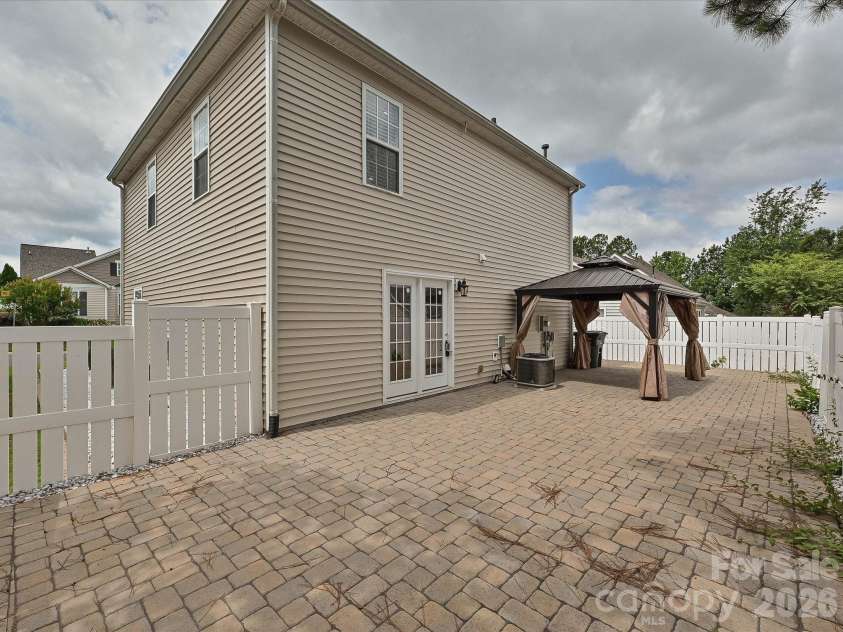 7256 Coddin Lane, Fort Mill, SC 29707.  MLS# CAR4392651, YatesRealty ID 31165. 