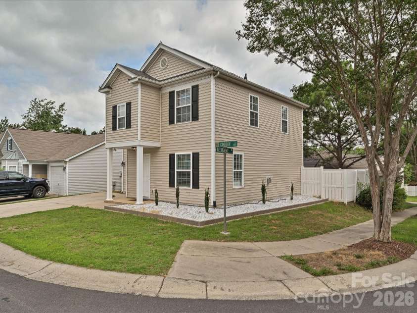 7256 Coddin Lane, Fort Mill, SC 29707.  MLS# CAR4392651, YatesRealty ID 31165. 