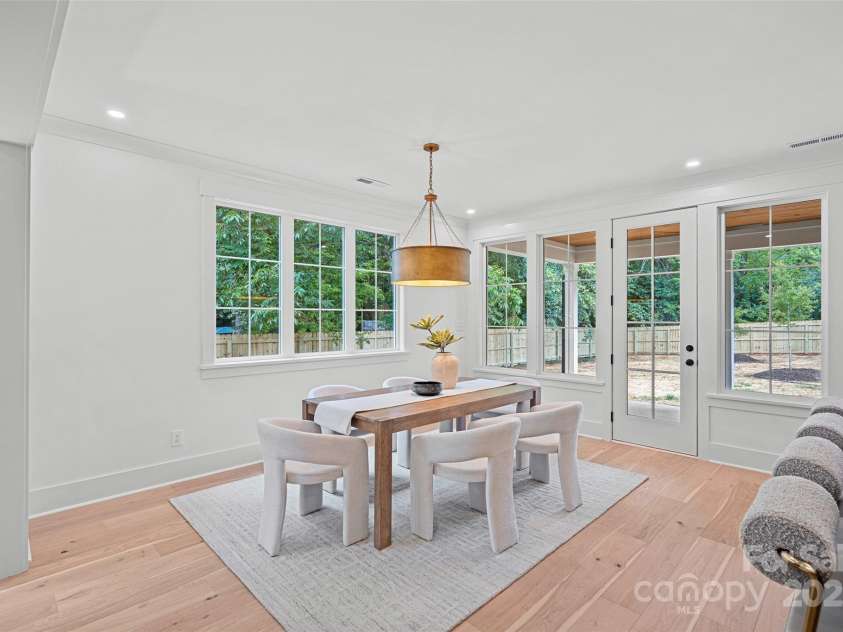 2742 Bancroft Street, Charlotte, NC 28206.  MLS# CAR4284580, YatesRealty ID 31167. 