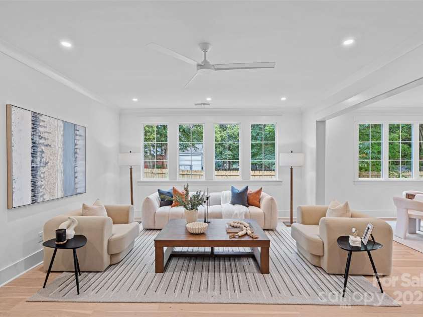 2746 Bancroft Street, Charlotte, NC 28206.  MLS# CAR4284590, YatesRealty ID 31168. 