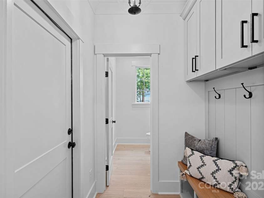 2746 Bancroft Street, Charlotte, NC 28206.  MLS# CAR4284590, YatesRealty ID 31168. 