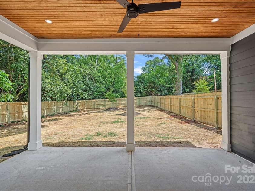 2746 Bancroft Street, Charlotte, NC 28206.  MLS# CAR4284590, YatesRealty ID 31168. 