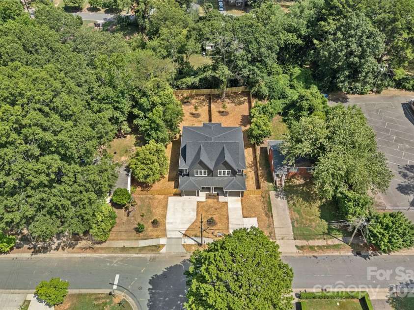 2746 Bancroft Street, Charlotte, NC 28206.  MLS# CAR4284590, YatesRealty ID 31168. 